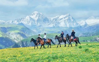 罗平骑马游玩攻略，罗平骑马游玩攻略图