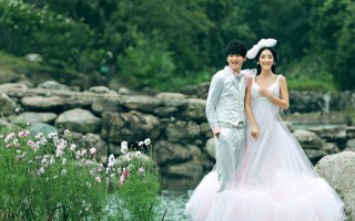 沙雕婚纱文案，沙雕婚纱文案短句